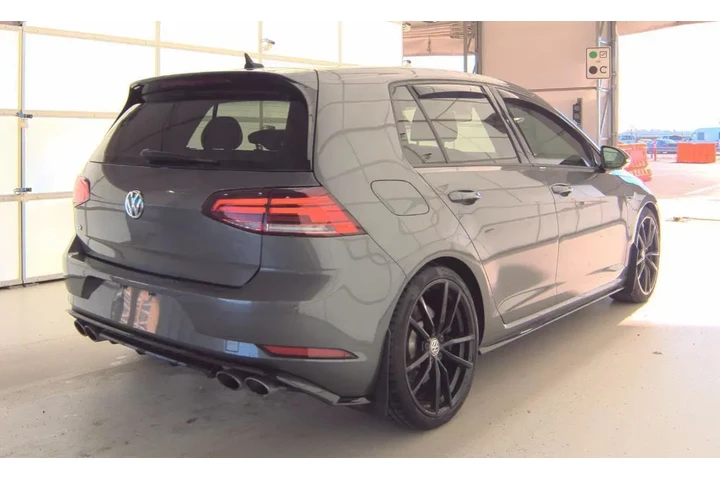 $38490 : Volkswagen Golf R 2022 AWD 4 image 5