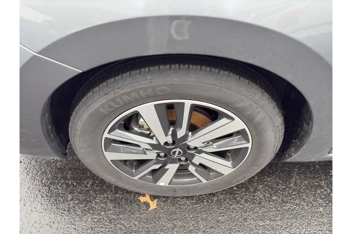 $20995 : Nissan Versa 2025 S 4dr Seda image 4