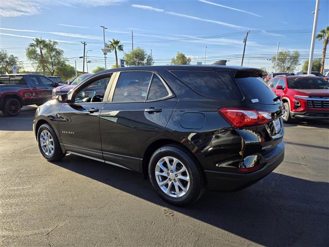 $18701 : Pre-Owned 2021 Equinox LS image 4