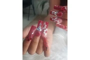 Uñas acrilicas y manicure en Los Angeles