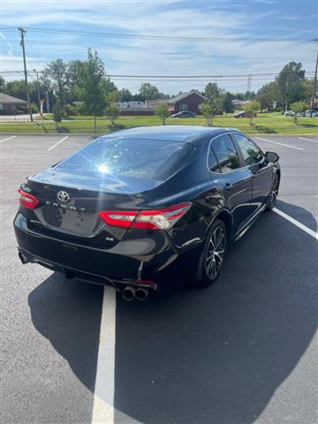 $15999 : 2018 Camry SE image 5