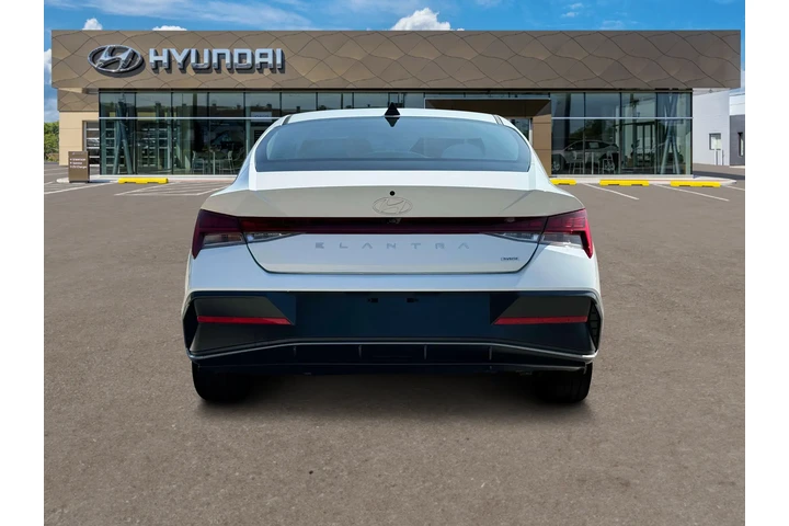 $24500 : Hyundai ELANTRA Hybrid 2025 image 6