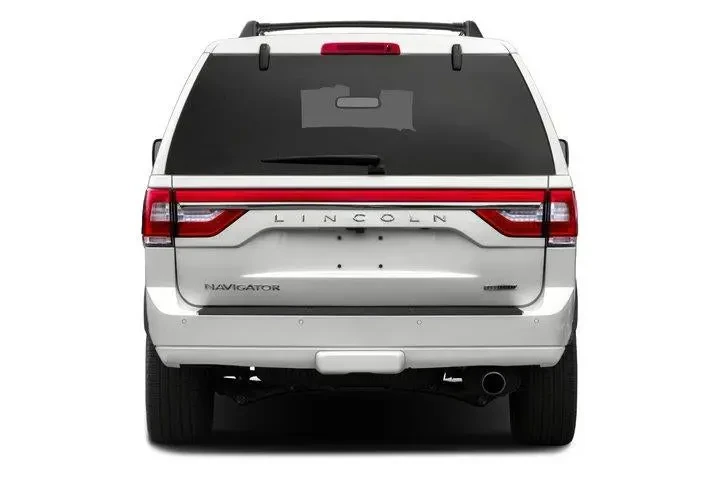 $15990 : Lincoln Navigator 2017 4x2 S image 5