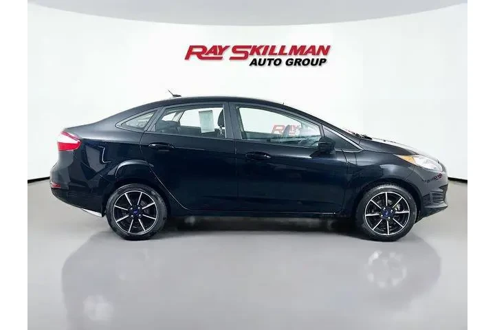 $10975 : Ford Fiesta 2017 SE 4dr Seda image 10