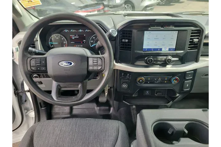 $30900 : Ford F-150 2023 4x2 XL 4dr S image 4