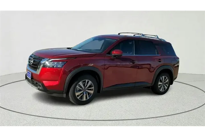 $30852 : Nissan Pathfinder 2023 SL 4d image 3
