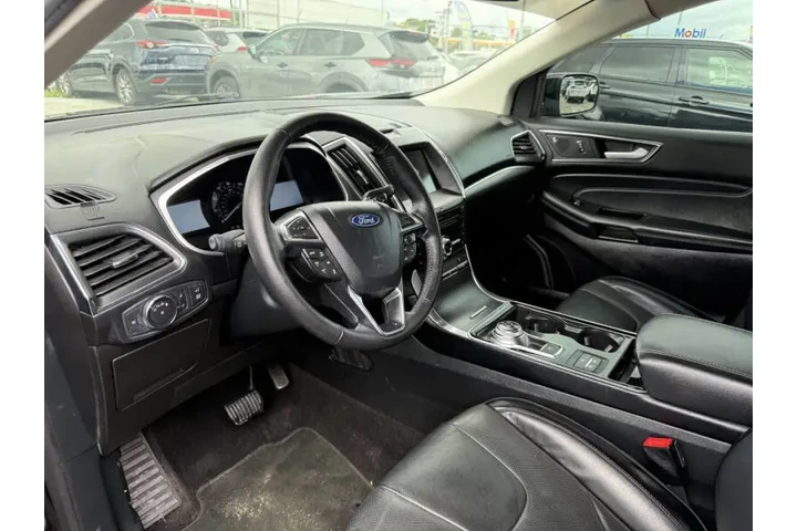 $9800 : 2019 Edge Titanium image 7