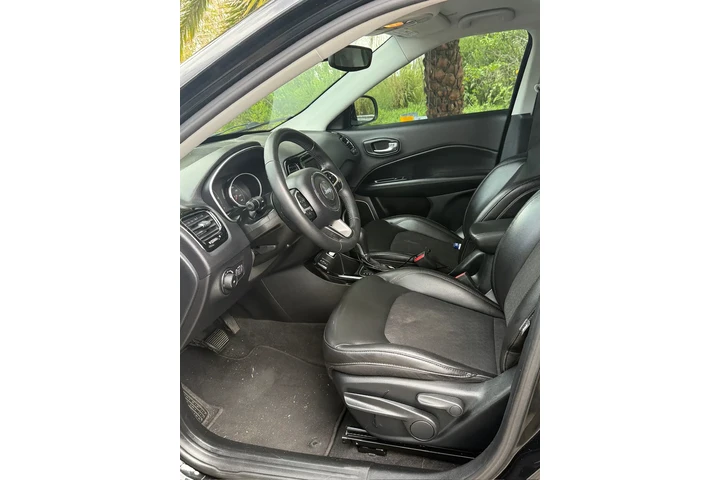 $7700 : 2018 Jeep Compass Altitude image 6