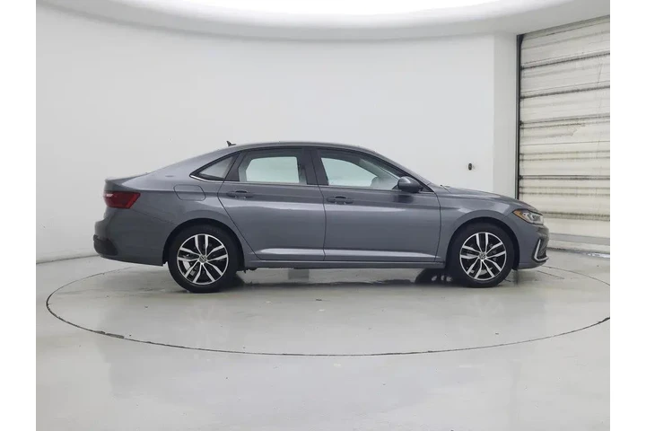 $22998 : Volkswagen Jetta 2025 SE 4dr image 7