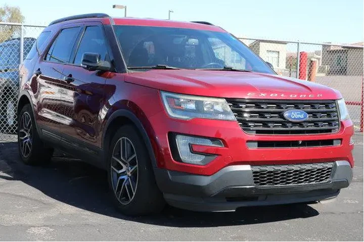 $17533 : Ford Explorer 2016 AWD Sport image 4