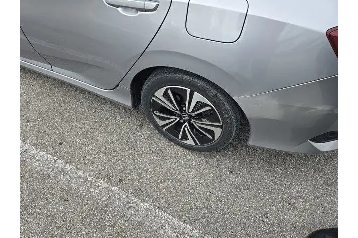 $19995 : Honda Civic 2018 EX-T 4dr Se image 5