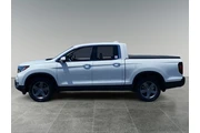 $35197 : Honda Ridgeline 2023 AWD RTL thumbnail