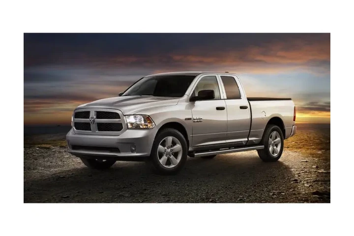 $16900 : 2015 RAM 1500 image 2