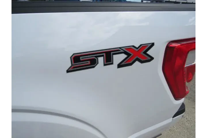 $38991 : Ford F-150 2022 4x2 XL 4dr S image 5