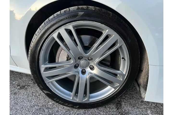 $20997 : 2016 A8 L 4.0T quattro Sport image 9