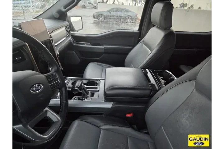 $39487 : Ford F-150 Lightning 2022 AW image 5