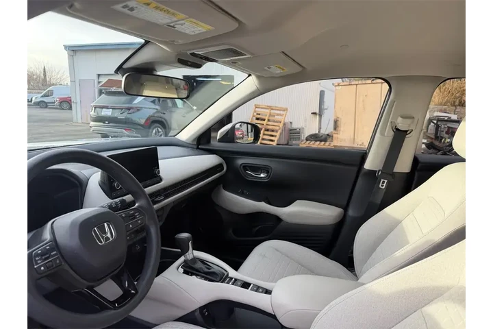 $27000 : Honda HR-V 2025 AWD LX 4dr C image 4