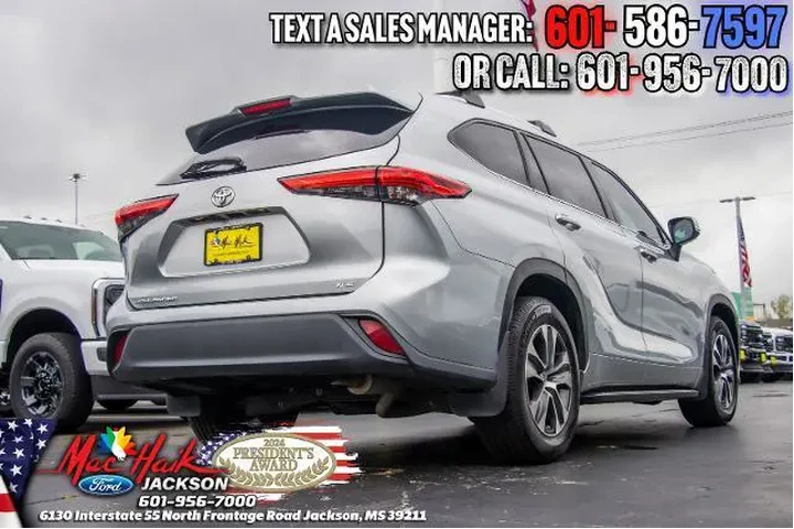 $27795 : Toyota Highlander 2020 XLE 4 image 6