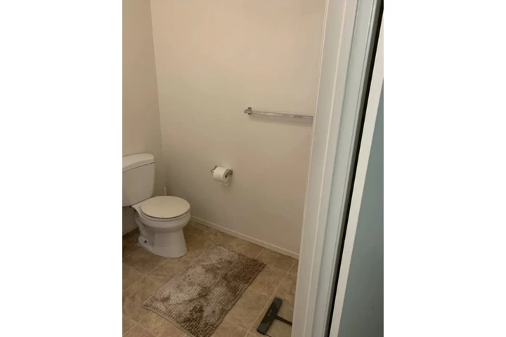 $750 : Cuarto de Renta image 5