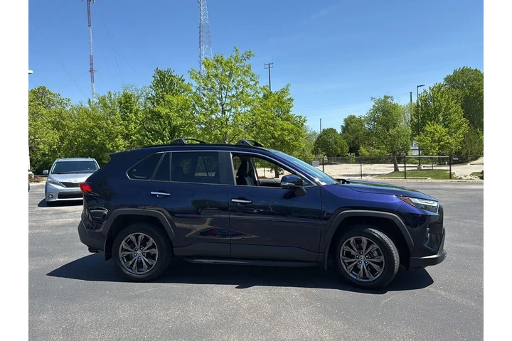 $38699 : 2023 RAV4 Hybrid Limited image 8