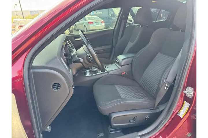 $19990 : Dodge Charger 2020 GT 4dr Se image 2