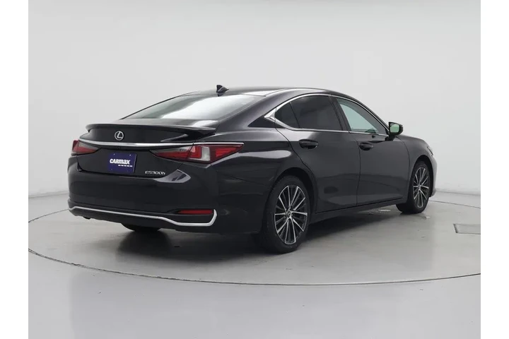 $33998 : Lexus ES 300h 2023 4dr Sedan image 8