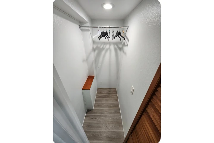 $1200 : 1 Bedroom 1 Bathroom AMOBLADO image 2