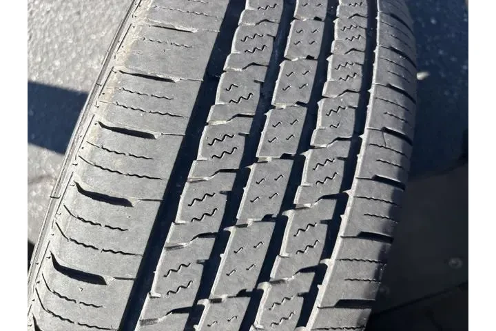 $29636 : Toyota RAV4 2024 AWD XLE 4dr image 8