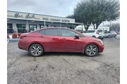 $13498 : Nissan Versa 2021 SV 4dr Sed thumbnail