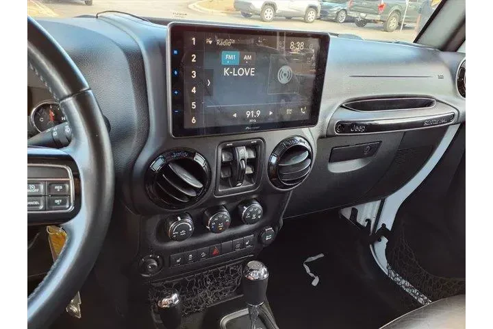 Jeep Wrangler Unlimited 2015 image 6