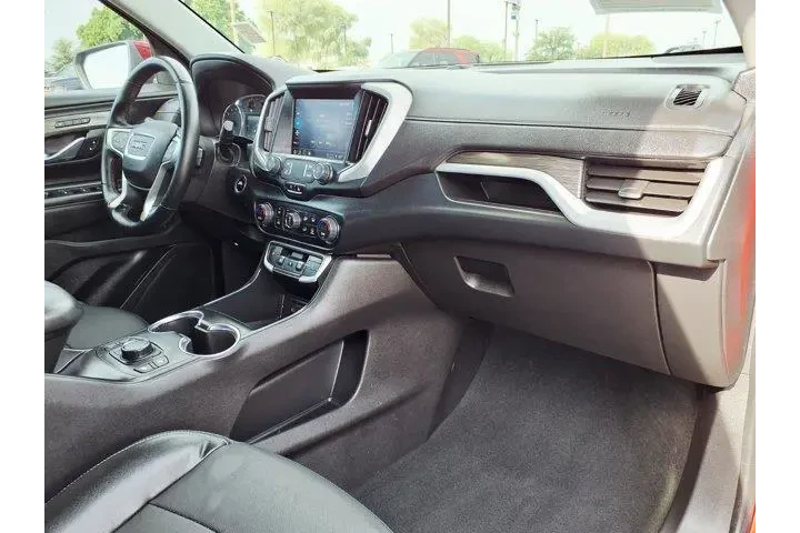 $22161 : GMC Terrain 2023 AWD SLT 4dr image 10