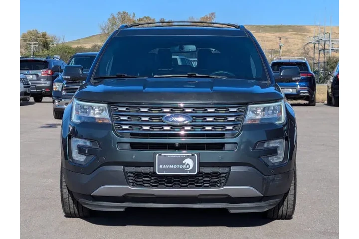 $13995 : 2016 Explorer Limited image 8