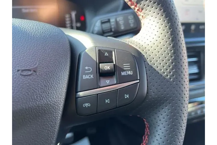 $25248 : Ford Escape 2024 AWD ST-Line image 10