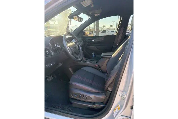 $24337 : Chevrolet Equinox 2022 RS 4d image 4