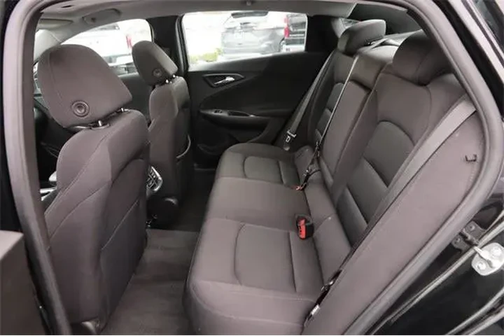 $20950 : Chevrolet Malibu 2024 LT 4dr image 9