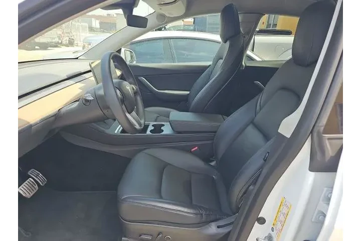 $32000 : Tesla Model Y 2022 AWD Perfo image 6