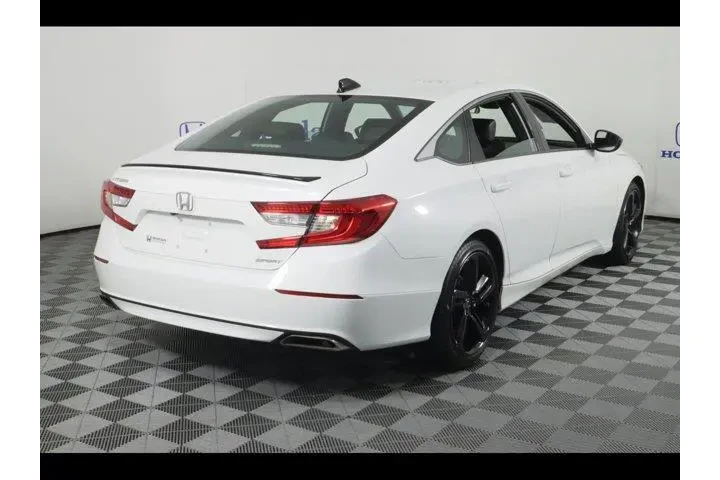 $22375 : Honda Accord 2022 Sport 4dr image 7