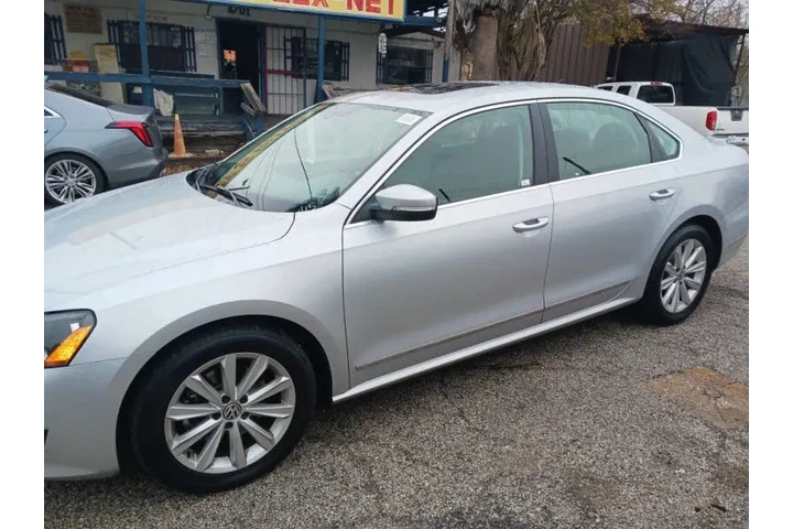 $7995 : 2013 Passat SEL Premium image 5