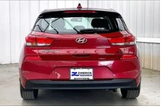 $14490 : Hyundai ELANTRA GT 2018 4dr thumbnail