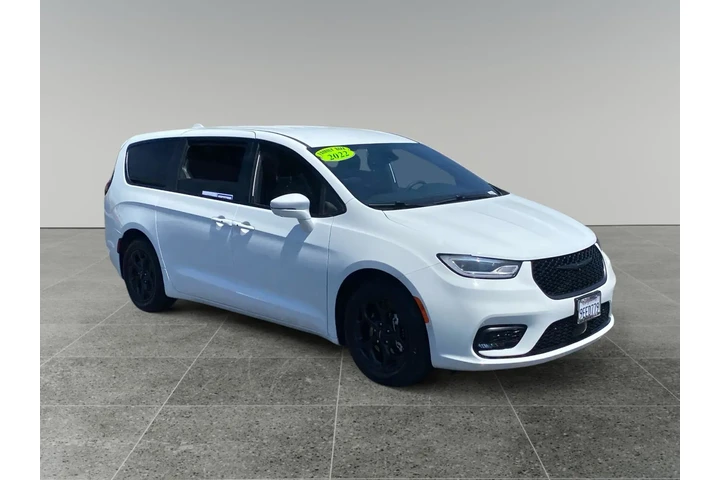 $32825 : Chrysler Pacifica Hybrid 202 image 7