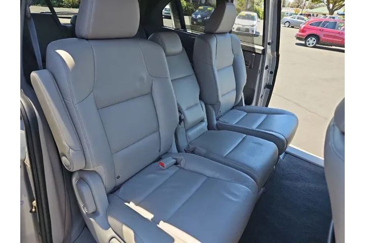 $13995 : 2011 Odyssey EX-L w/DVD image 5
