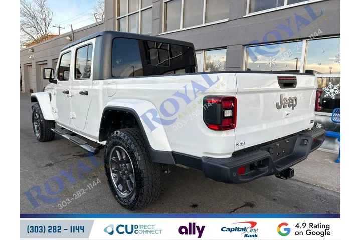 $32795 : 2021 Gladiator Overland 4X4 image 4
