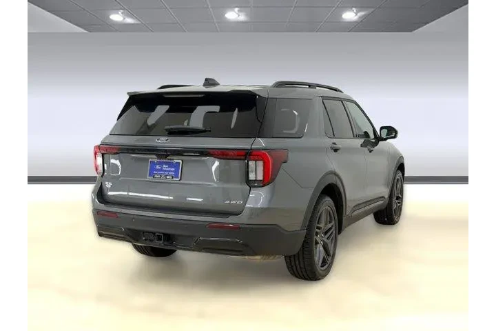 $36898 : Ford Explorer 2025 AWD ST-Li image 9
