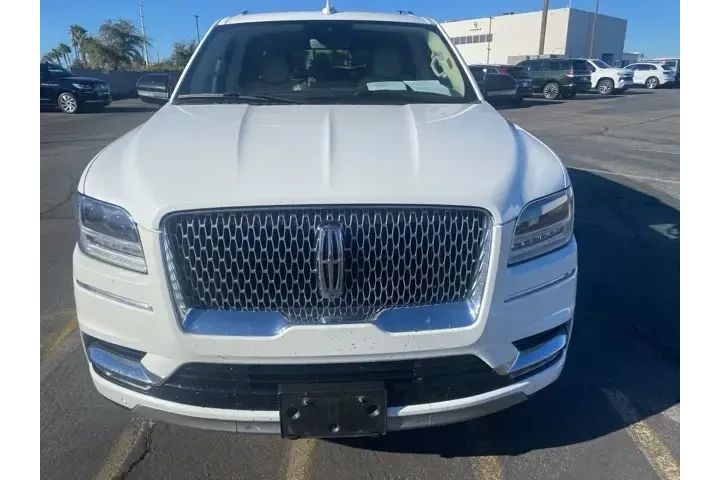 $39598 : Lincoln Navigator 2021 4x4 R image 2