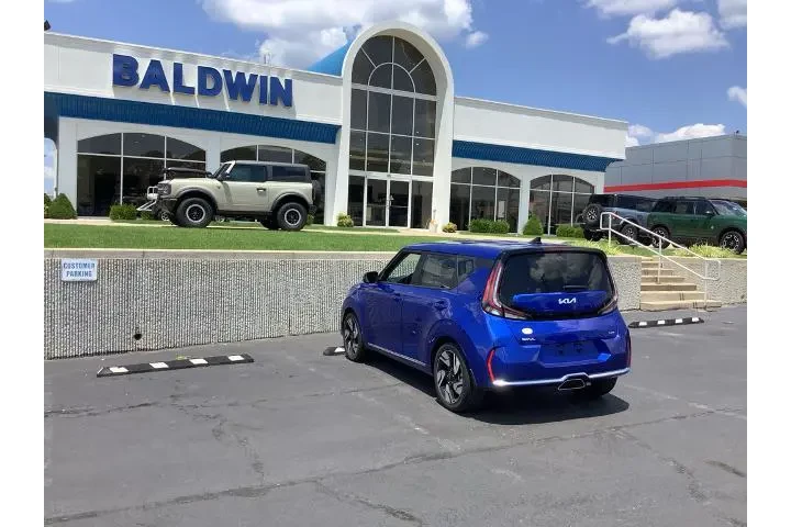 $21950 : Kia Soul 2023 GT-Line 4dr Cr image 5