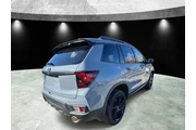 $33985 : Honda Passport 2023 AWD Trai thumbnail