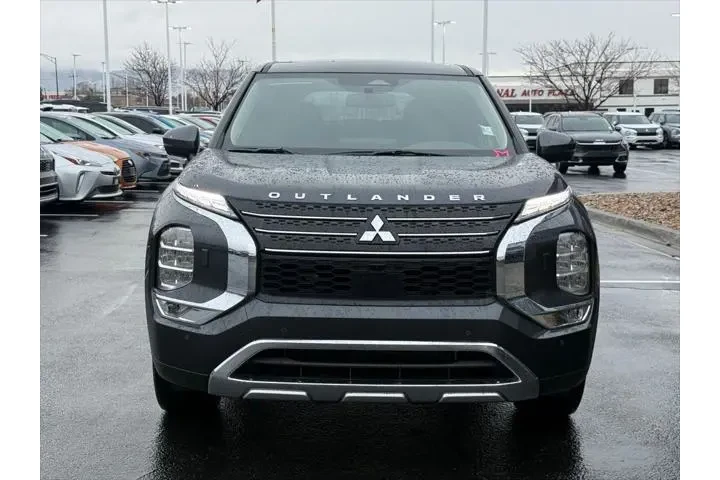 $39995 : Mitsubishi Outlander PHEV 20 image 2