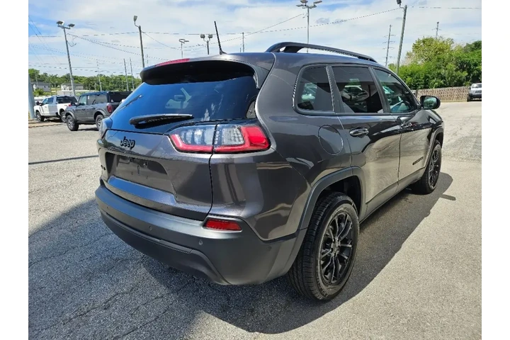 $22418 : Jeep Cherokee 2023 4x4 Altit image 5