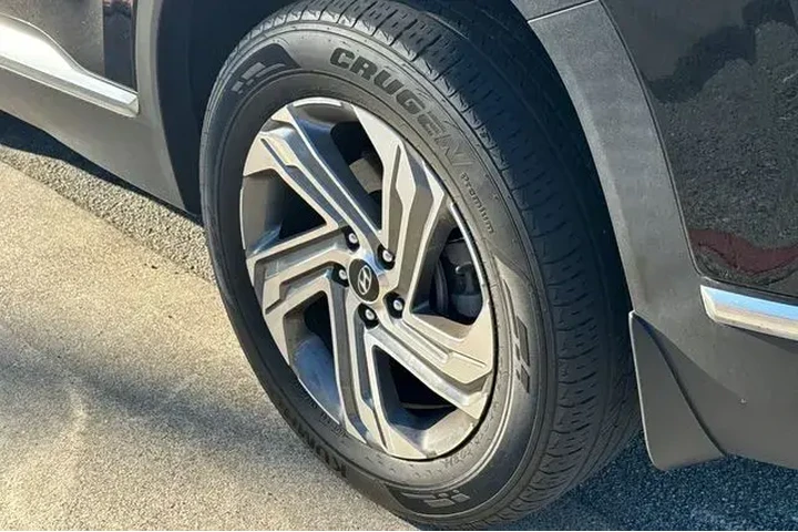 $23999 : Hyundai SANTA FE 2022 AWD SE image 4