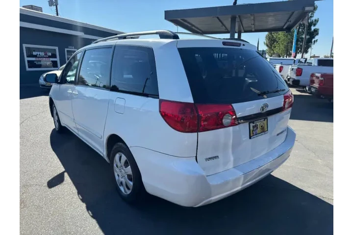$3998 : 2006 Sienna CE 7 Passenger image 8